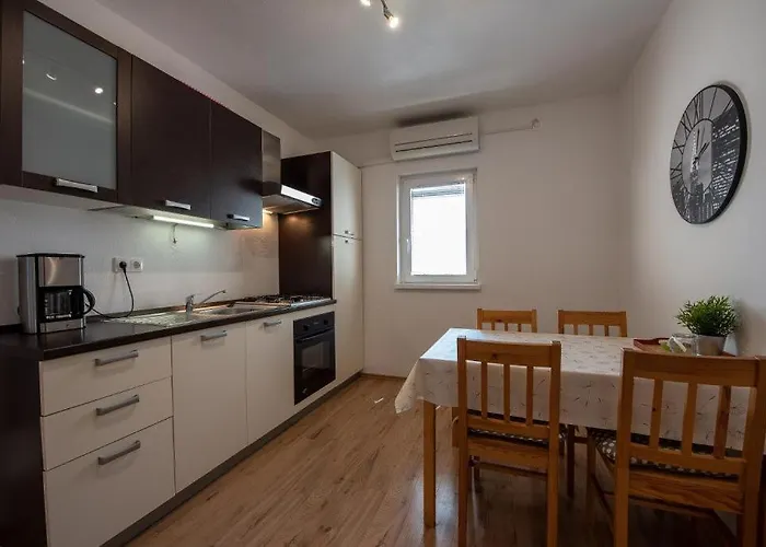 Petra Apartman *