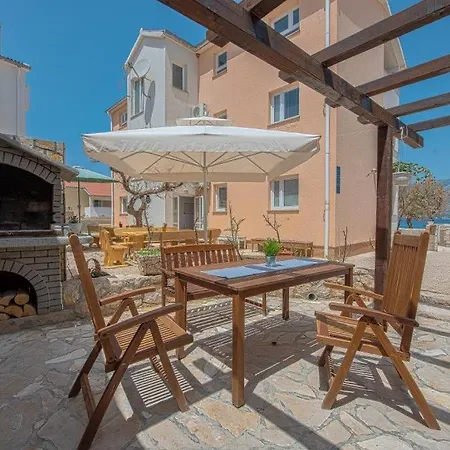 Petra Apartment