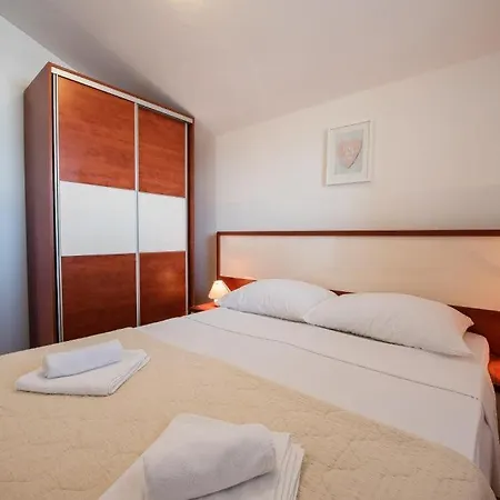 Apartment Petra *